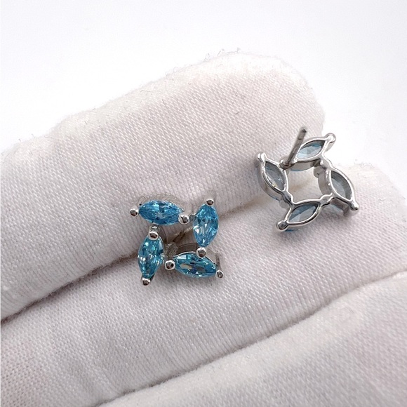 .925 Sterling Silver Marquis Blue Topaz Cz Earrings - Picture 10 of 12